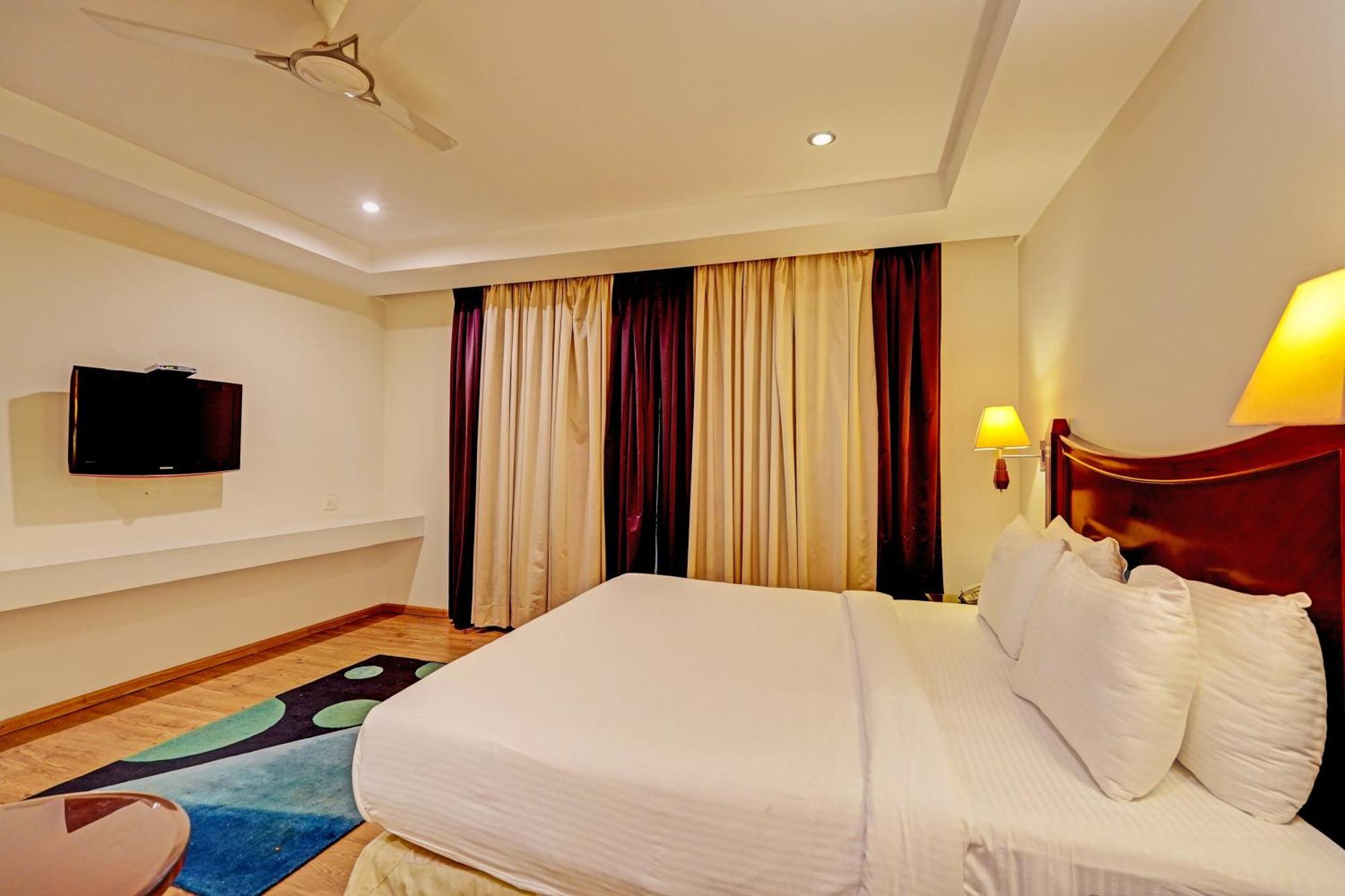 Tela Premium Near Igi Airport Delhi